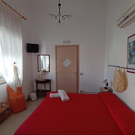 Bed and Breakfast Casa Rosati Sampieri Exterior foto